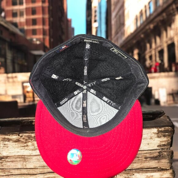 Boston Red Baseball Cap Size 7 5/8 - Picture 3 of 5